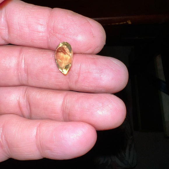 PERIDOT - Picture 5 of 7